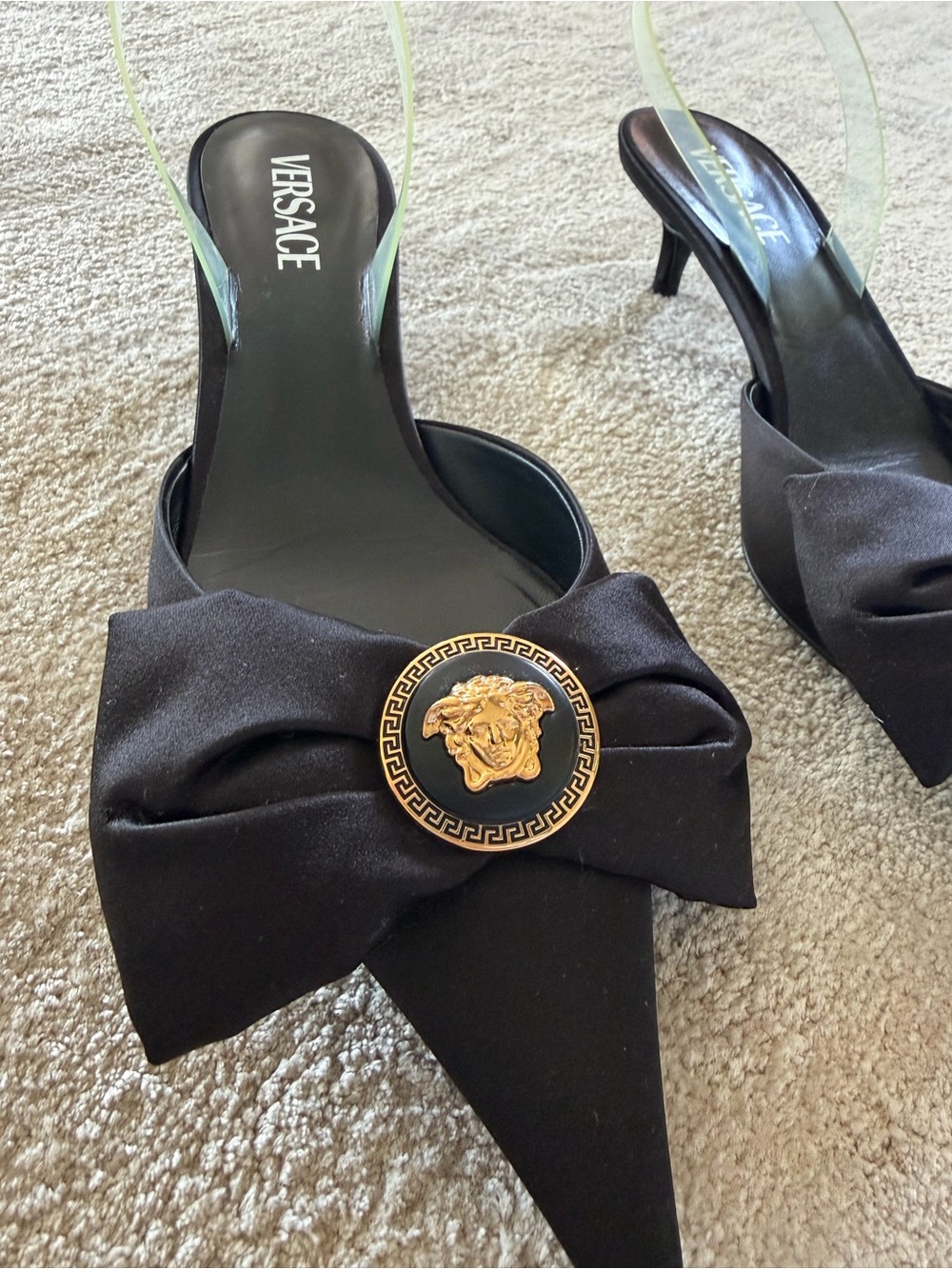 Versace Medusa Bow Embellished Rubber-trimmed Satin Slingback Pumps - Picture 6 of 7
